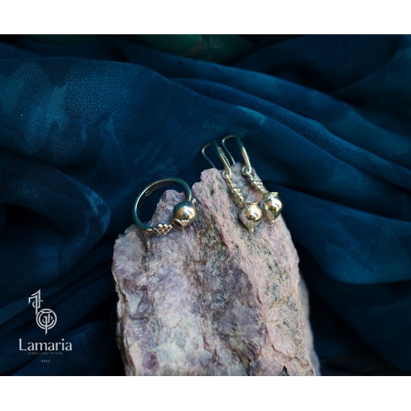 საყურე: ქვევრი და ვაზი