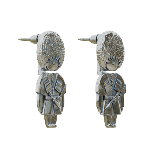 საყურე: ჩოხოსანი მზეჭაბუკი